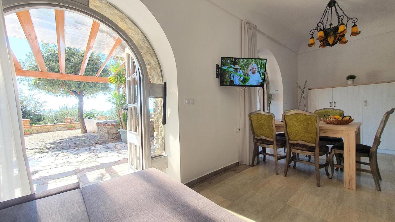 St Lucia Castle Apartment Banjol Exterior photo